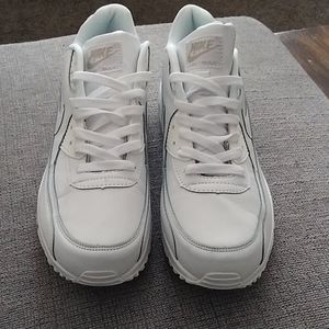 Nike Air Max 90. Triple white 8/10 size 11
